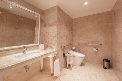 Okada Manila image 2